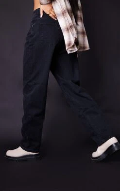 PRETTYLITTLETHING L32 Washed Black Boyfriend Jeans 9 PRETTYLITTLETHING L32 Washed Black Boyfriend Jeans -Modern Wear Boutique 01dfe8ba4b4ec174f219b65e300ab139e277ab1c cmu3591 3