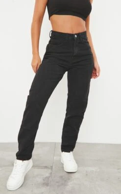 PRETTYLITTLETHING Black Mom Jeans -Modern Wear Boutique 1fcaba96a6c7cb3f49d33373e67e2d5872c3730e cly9252 2