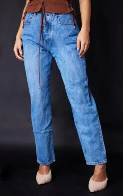 PRETTYLITTLETHING L30 Mid Blue Boyfriend Jeans -Modern Wear Boutique 2165c0da6a5093cf84ba5c9563373e1accba2d76 cmc4031 2