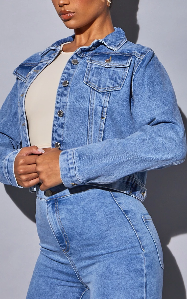 Light Blue Wash Basic Cropped Denim Jacket 5 Light Blue Wash Basic Cropped Denim Jacket - Image 5