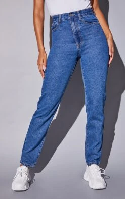 Mid Blue Wash Basic Straight Leg Jeans 8 Mid Blue Wash Basic Straight Leg Jeans -Modern Wear Boutique 298fb7079950f1c9e0947652d96421bece874e52 cms6293 2