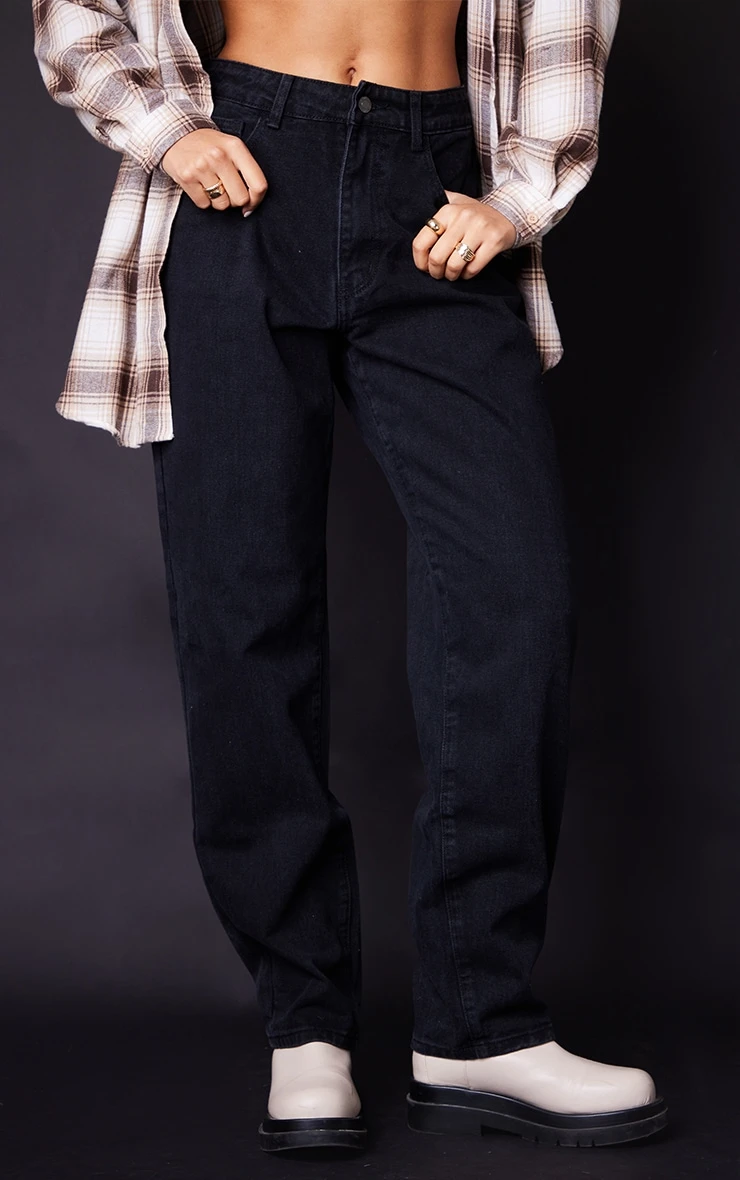PRETTYLITTLETHING L32 Washed Black Boyfriend Jeans 5 PRETTYLITTLETHING L32 Washed Black Boyfriend Jeans - Image 5