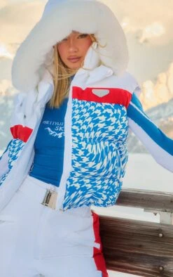 PRETTYLITTLETHING SKI White And Red Fit And Flare Pants -Modern Wear Boutique 404f9d84c0d7454dceaea52c5a11ffd6c8670765 cna8999 4