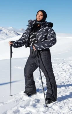 PRETTYLITTLETHING SKI Plus Black Faux Fur Hooded Printed Puffer 7 PRETTYLITTLETHING SKI Plus Black Faux Fur Hooded Printed Puffer -Modern Wear Boutique 4234e9ec29b1a0d3959895f627e0e412ef755b4d cmz6122 3