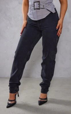 PRETTYLITTLETHING L32 Black Wash Mom Jeans -Modern Wear Boutique 44935fc829877c67a10d98f48b040a40246b240d cmy8028 2