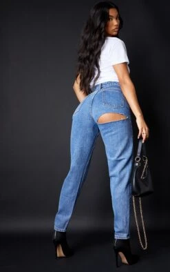 PRETTYLITTLETHING Mid Blue Bum Rip Mom Jeans