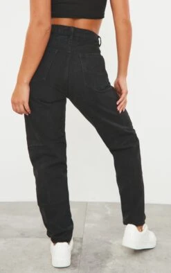 PRETTYLITTLETHING Black Mom Jeans -Modern Wear Boutique 5254c66506004c3a40768afa72ea2b24941fba52 cly9252 3