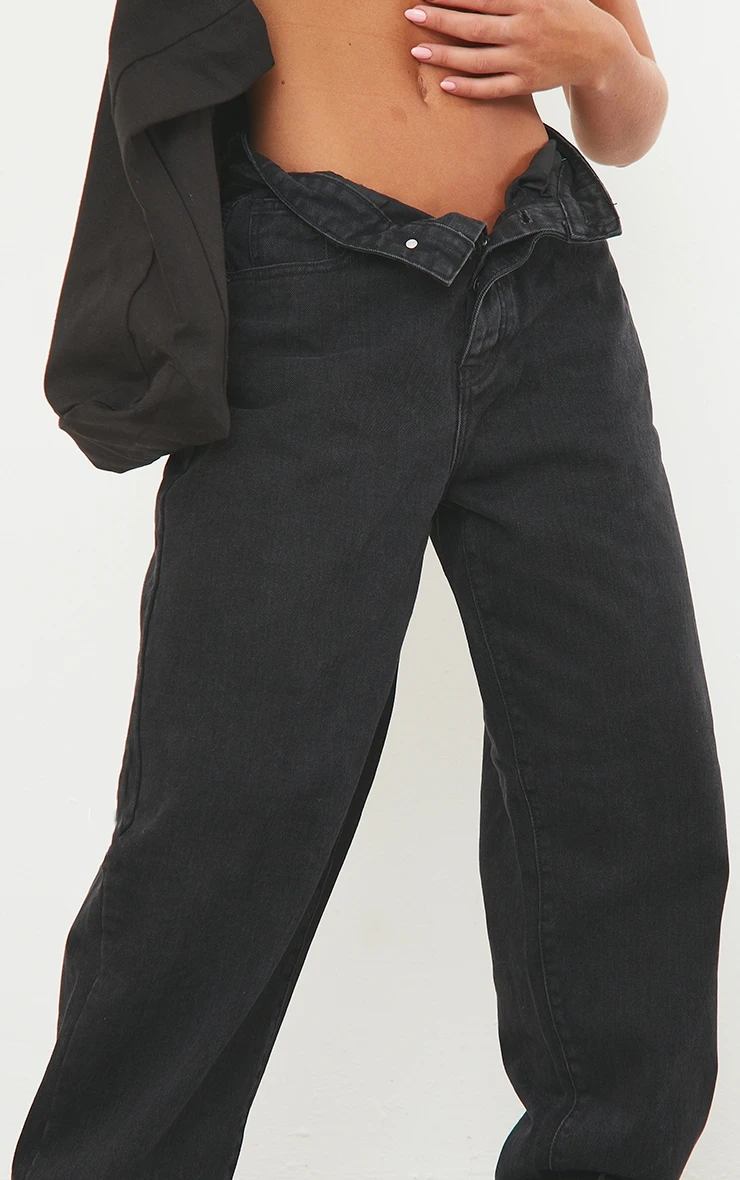 PRETTYLITTLETHING L30 Washed Black Boyfriend Jeans 5 PRETTYLITTLETHING L30 Washed Black Boyfriend Jeans - Image 5