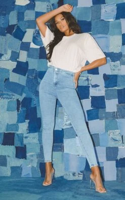 PRETTYLITTLETHING Vintage Wash Disco Skinny Jeans