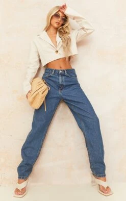PRETTYLITTLETHING L30 Mid Wash Mom Jeans