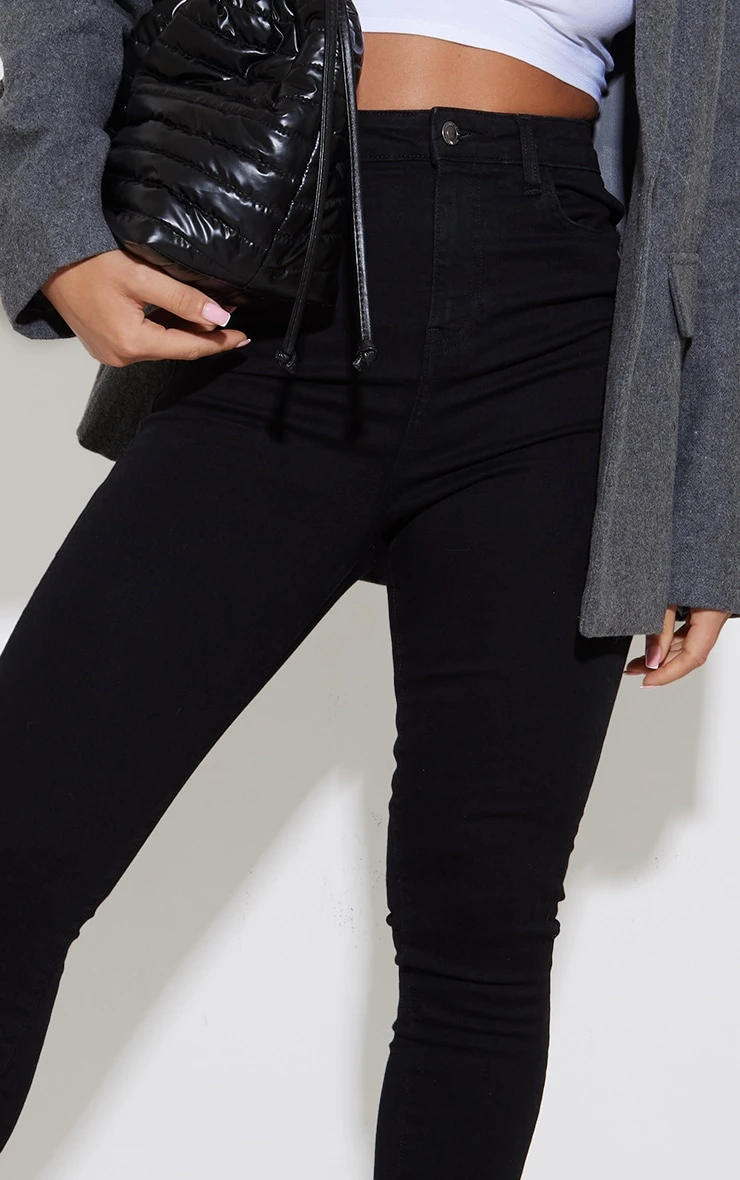PRETTYLITTLETHING L32 Intense Black 5 Pocket Skinny Jeans 5 PRETTYLITTLETHING L32 Intense Black 5 Pocket Skinny Jeans - Image 5