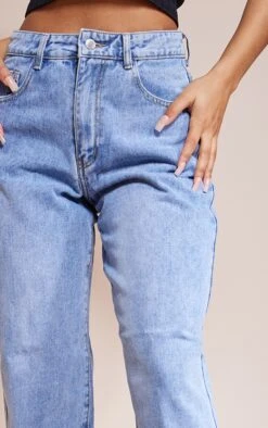 PRETTYLITTLETHING L32 Light Blue Wash Boyfriend Jeans 10 PRETTYLITTLETHING L32 Light Blue Wash Boyfriend Jeans -Modern Wear Boutique 8592f7881d5637b9abd7038642de89843bb9a34a cmu3589 4