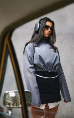 PRETTYLITTLETHING Charcoal Grey Oversized Toggle Hem Windbreaker