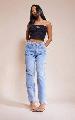 PRETTYLITTLETHING L32 Light Blue Wash Boyfriend Jeans