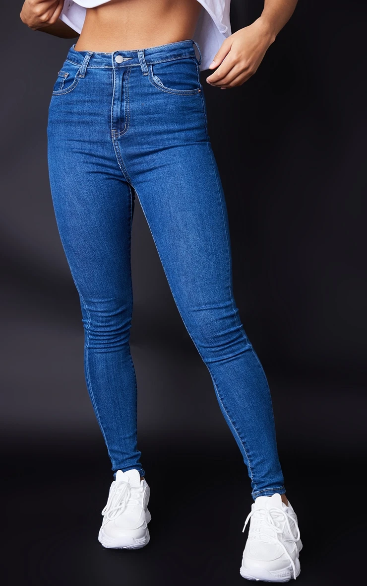 PRETTYLITTLETHING L30 Mid Blue 5 Pocket Skinny Jeans 3 PRETTYLITTLETHING L30 Mid Blue 5 Pocket Skinny Jeans - Image 3