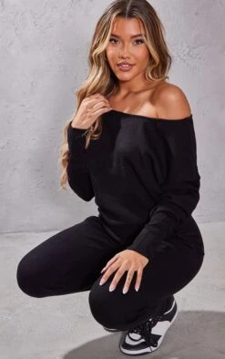 Black Knit Lounge Set 9 Black Knit Lounge Set -Modern Wear Boutique 94aa46effc6ef9d5b758e4166d2eb2eae0f043af cmv2973 3