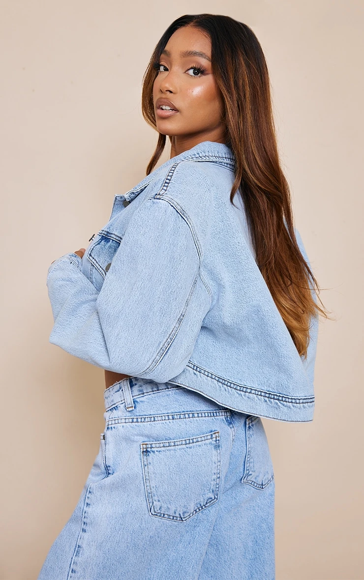 Vintage Light Wash Drop Shoulder Cropped Denim Jacket 2 Vintage Light Wash Drop Shoulder Cropped Denim Jacket - Image 2