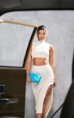 Cream Soft Knit Crop Top 8 Cream Soft Knit Crop Top -Modern Wear Boutique a5a45e2a6fd2a7853834c0babb6fd07e818e4dca cnb8375 4