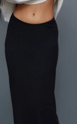 Black Crinkle Rib Curved Waist Maxi Skirt 8 Black Crinkle Rib Curved Waist Maxi Skirt -Modern Wear Boutique aa57f705661d06a5a85a183e749f20b998c73481 cnc1095 4