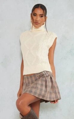 Cream Contrast Cable Knit Oversized Vest