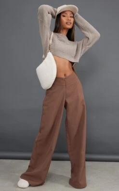 Mocha Brooklyn Chunky Knit Cropped Jumper -Modern Wear Boutique c681edf0b6293d2a9612166f47dc3918d481b898 cna6717 3