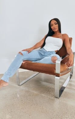 PRETTYLITTLETHING Shape Light Blue Wash Knee Rip Skinny Jeans