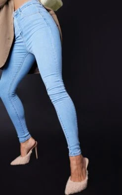 PRETTYLITTLETHING Light Wash Skinny 5 Pocket Jeans -Modern Wear Boutique ce7dcbc6a196c85892856bbe6b1a3b548d2663b1 cmd9846 4