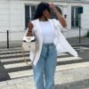 PRETTYLITTLETHING L32 Light Blue Wash Mom Jeans