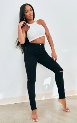 PRETTYLITTLETHING Shape Black Knee Rip Skinny Jeans