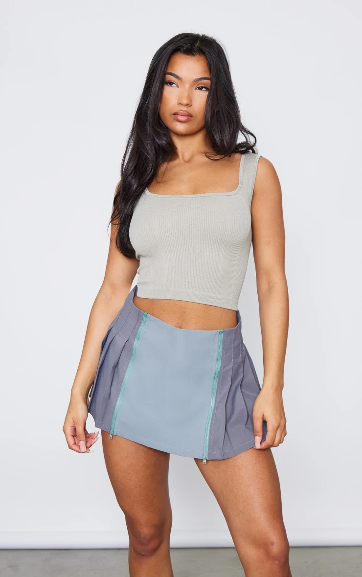 Grey Woven Zip Panel Pleated Micro Mini Skirt 3 Grey Woven Zip Panel Pleated Micro Mini Skirt - Image 3